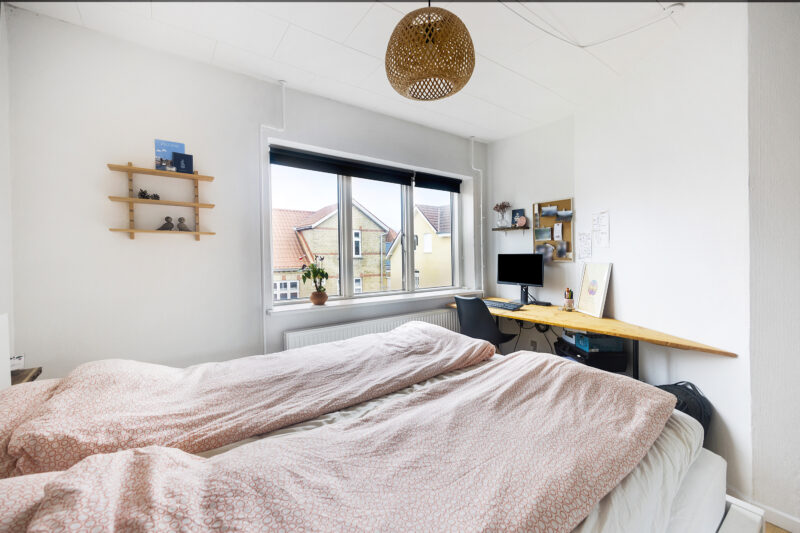 2-værelses i Vejgaard, med nyt køkken