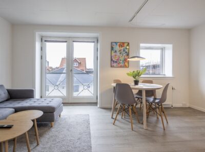 Møbleret 2-værelses mellem centrum og universitet